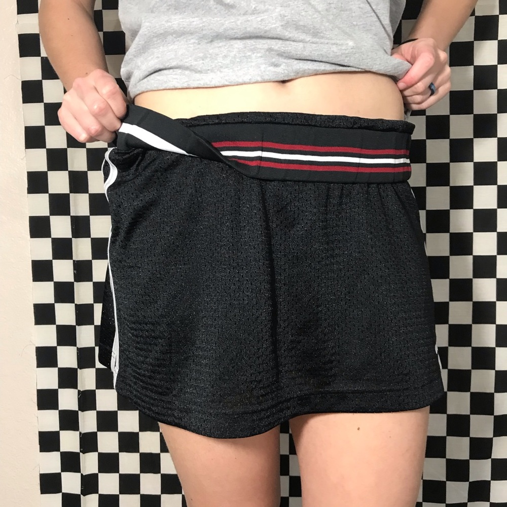 Vintage Adidas Skirt (women’s medium) - Picture 6 of 8
